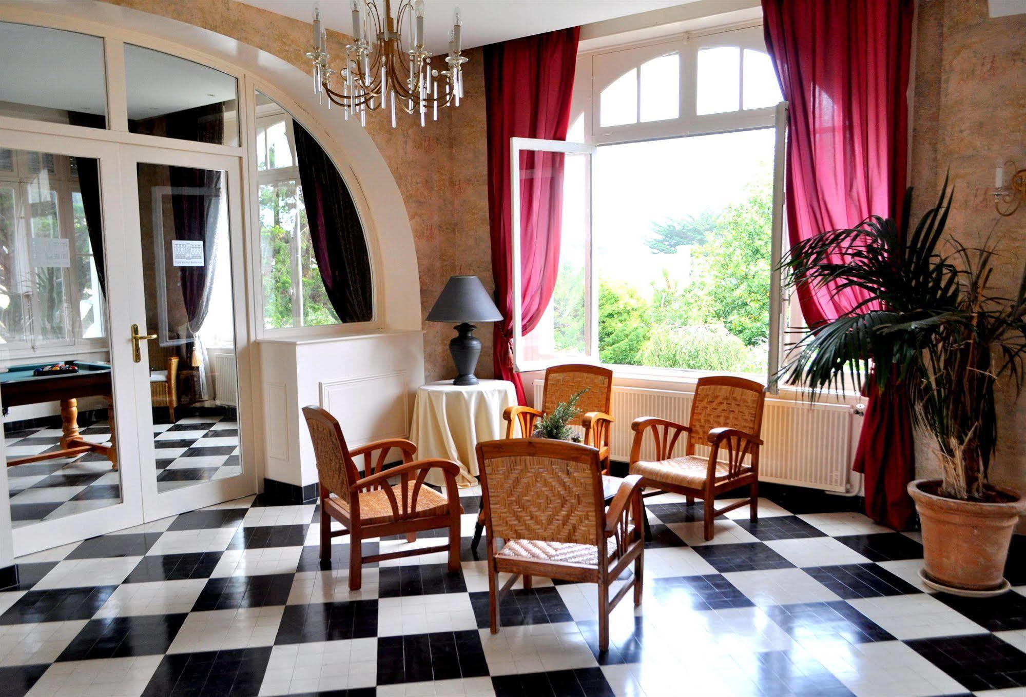 Park Hotel Bellevue Trégastel Esterno foto